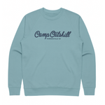 Sudadera con cuello redondo con el texto "Camp Catskill"