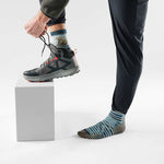 Hike Targeted Cushion Bear Stripe Mid Crew Socks