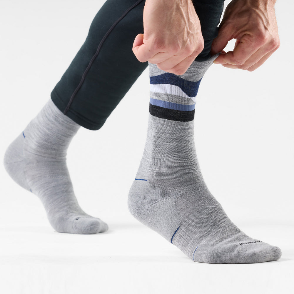 Run Cold Weather Horizons Crew Socks - Light Gray