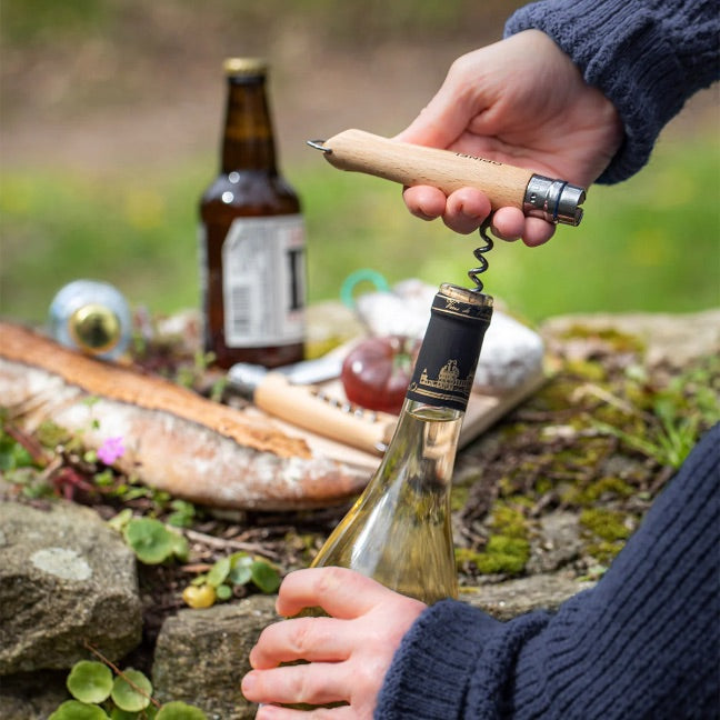 Sacacorchos con abridor de botellas número 10