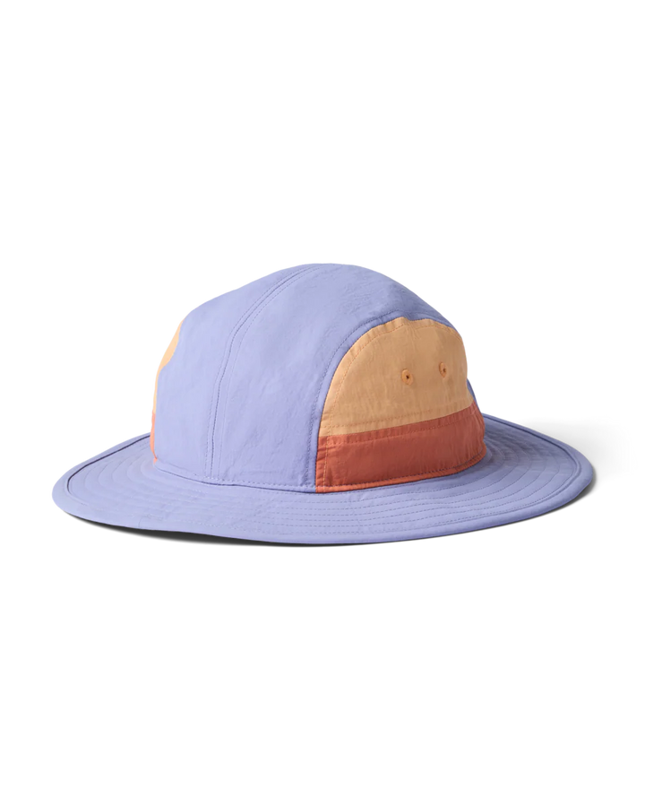 Sombrero de pescador tecnológico