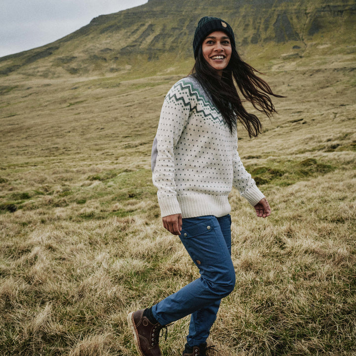 Övik Knit Sweater - Women's